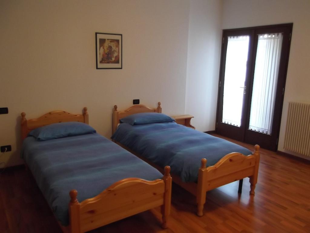Sentiero Valinis Bed and Breakfast Fanna Δωμάτιο φωτογραφία
